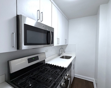 East 56th Street - Photo Thumbnail 1