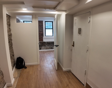 West 53rd Street - Photo Thumbnail 5