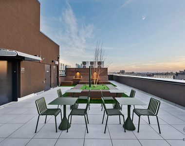 80 Linden Blvd - Photo Thumbnail 16