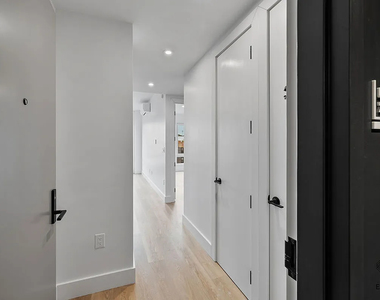 80 Linden Blvd - Photo Thumbnail 5
