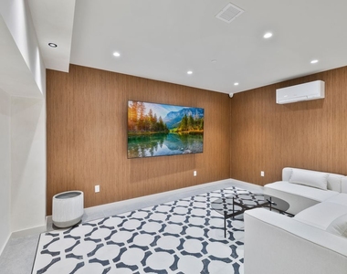 1615 Cedar Street - Photo Thumbnail 12