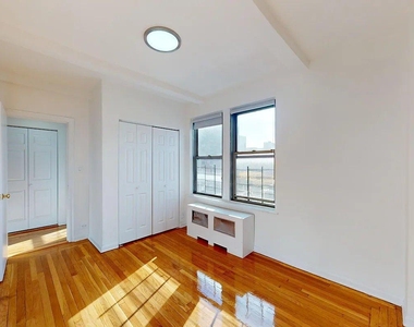East 38th Street - Photo Thumbnail 7