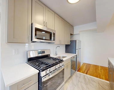 East 38th Street - Photo Thumbnail 6