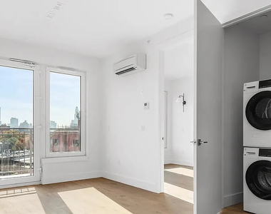 58 Vanderbilt Ave 11205 - Photo Thumbnail 8