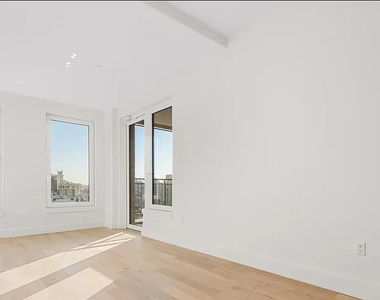 58 Vanderbilt Ave 11205 - Photo Thumbnail 10