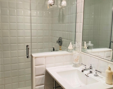 1011 Madeira Boulevard - Photo Thumbnail 5