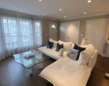1011 Madeira Boulevard - Photo Thumbnail 1