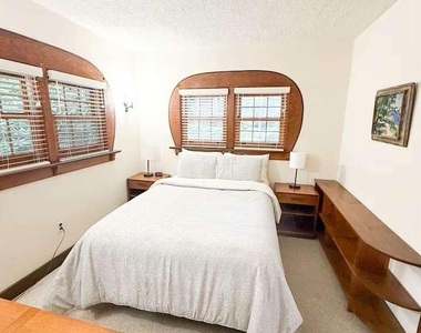49 Oakwood Road - Photo Thumbnail 5