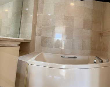 88 Cuttermill Road - Photo Thumbnail 14