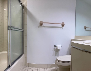 88 Cuttermill Road - Photo Thumbnail 18