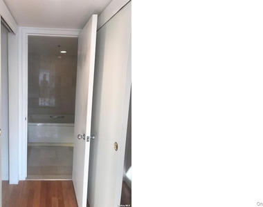 88 Cuttermill Road - Photo Thumbnail 12
