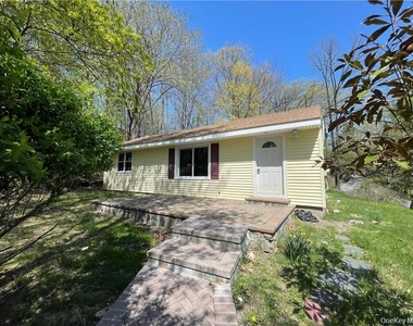 19 Lake Avenue - Photo Thumbnail 18