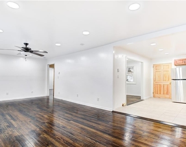 19 Lake Avenue - Photo Thumbnail 3