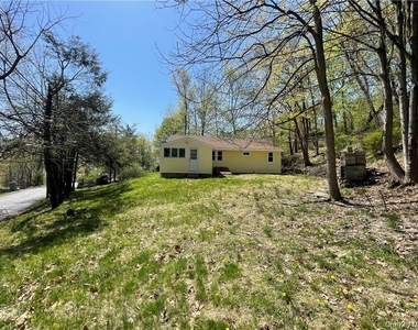 19 Lake Avenue - Photo Thumbnail 19