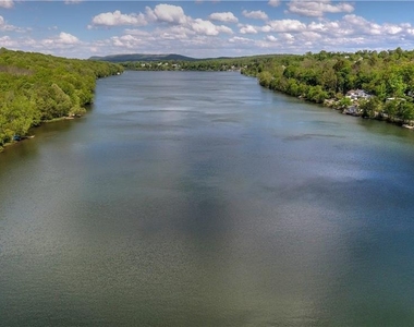 19 Lake Avenue - Photo Thumbnail 23