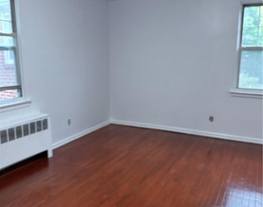 101 Carpenter Avenue - Photo Thumbnail 4