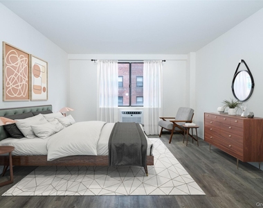 7 Lake Street - Photo Thumbnail 1