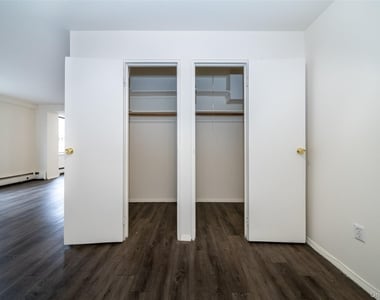 7 Lake Street - Photo Thumbnail 3