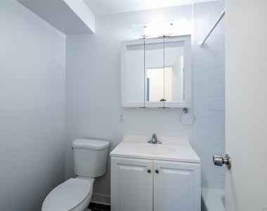 7 Lake Street - Photo Thumbnail 14