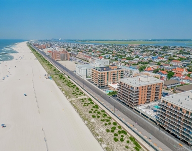 230 W Broadway - Photo Thumbnail 33