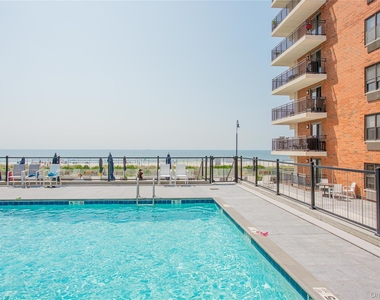 230 W Broadway - Photo Thumbnail 27
