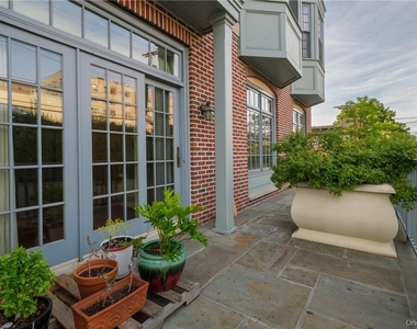 55 1st Street - Photo Thumbnail 13