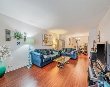 61-25 97th St - Photo Thumbnail 6