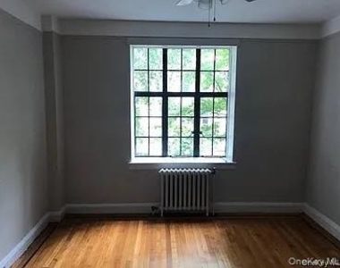 2 Westchester Avenue - Photo Thumbnail 7