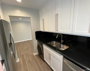 91 South Clinton Avenue - Photo Thumbnail 2