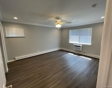91 South Clinton Avenue - Photo Thumbnail 8