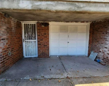 119-18 14th Avenue - Photo Thumbnail 6