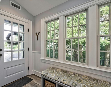 14 Buckingham Place - Photo Thumbnail 23