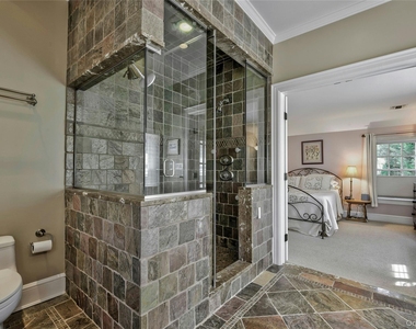 14 Buckingham Place - Photo Thumbnail 29