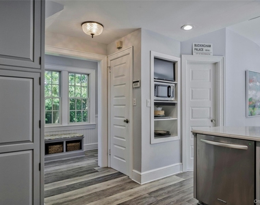 14 Buckingham Place - Photo Thumbnail 18