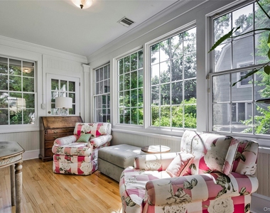 14 Buckingham Place - Photo Thumbnail 11