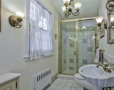 14 Buckingham Place - Photo Thumbnail 24