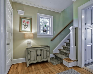 14 Buckingham Place - Photo Thumbnail 25