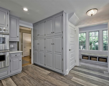 14 Buckingham Place - Photo Thumbnail 22