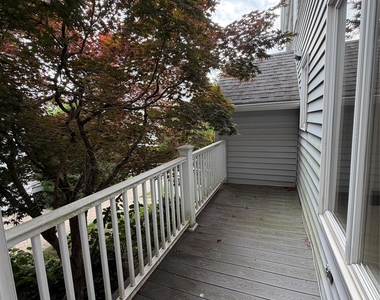 6 Cornell Place - Photo Thumbnail 1