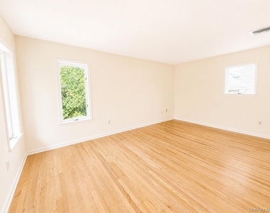 6 Cornell Place - Photo Thumbnail 13