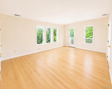 6 Cornell Place - Photo Thumbnail 16