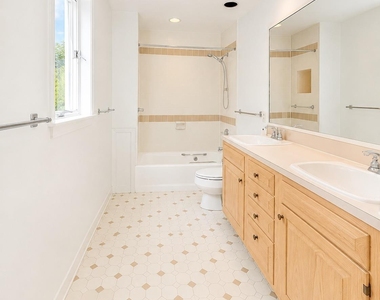 6 Cornell Place - Photo Thumbnail 18