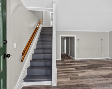 10 Washington Avenue - Photo Thumbnail 3