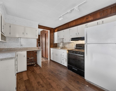 10 Washington Avenue - Photo Thumbnail 14