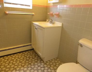 6 Duryea Place - Photo Thumbnail 5