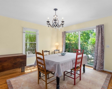 570 Hampton Road - Photo Thumbnail 6