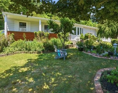 31 Park Hill Drive - Photo Thumbnail 4
