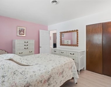 31 Park Hill Drive - Photo Thumbnail 22