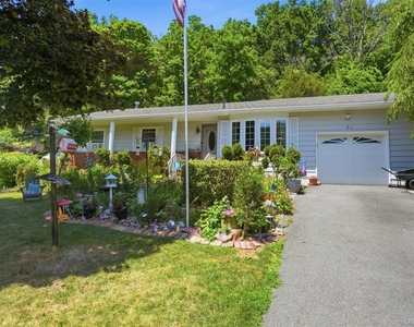 31 Park Hill Drive - Photo Thumbnail 2