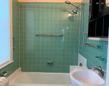 12 Parry Avenue - Photo Thumbnail 3
